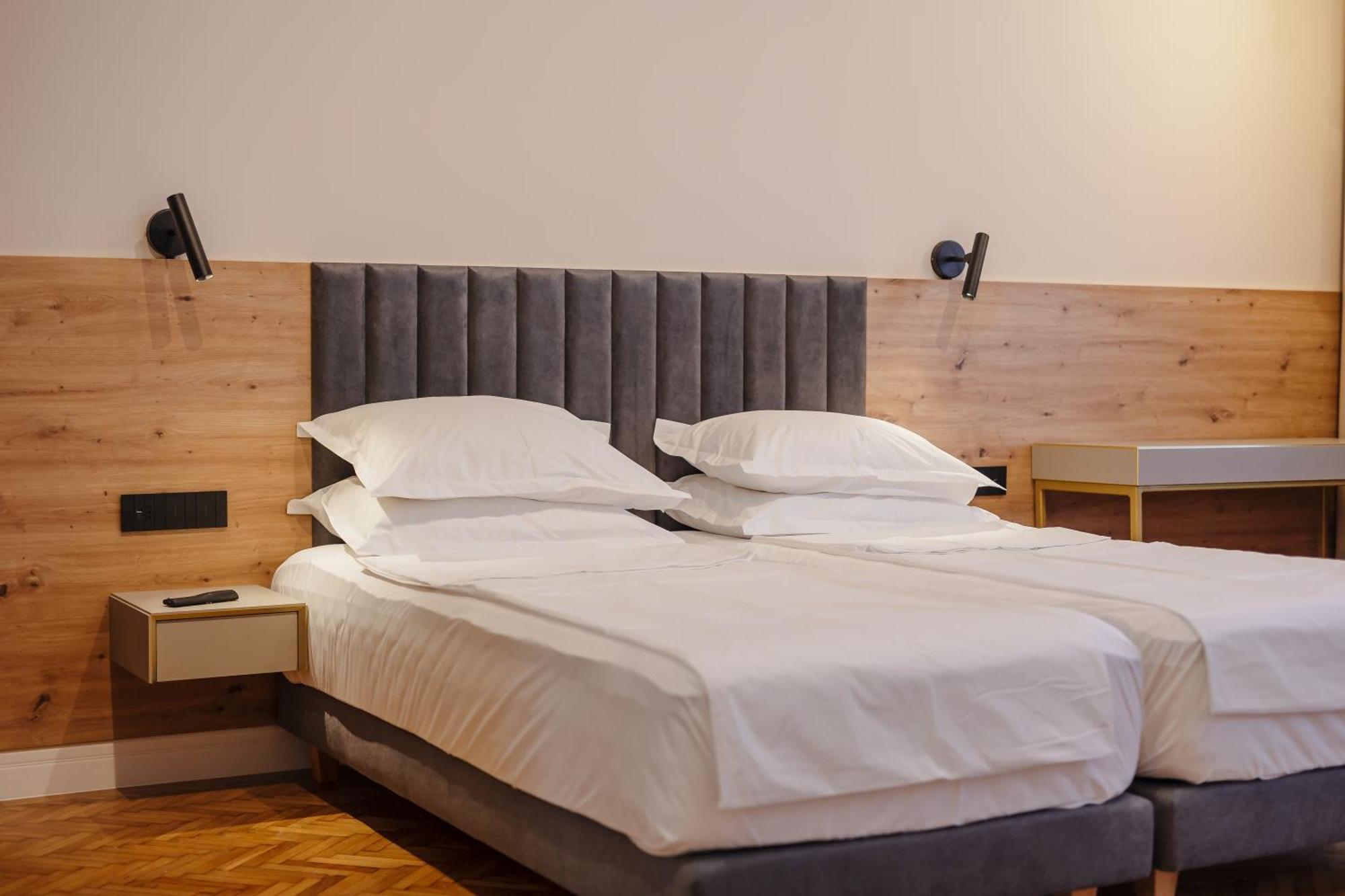 Bloom Downtown Suites Cluj-Napoca Exterior foto