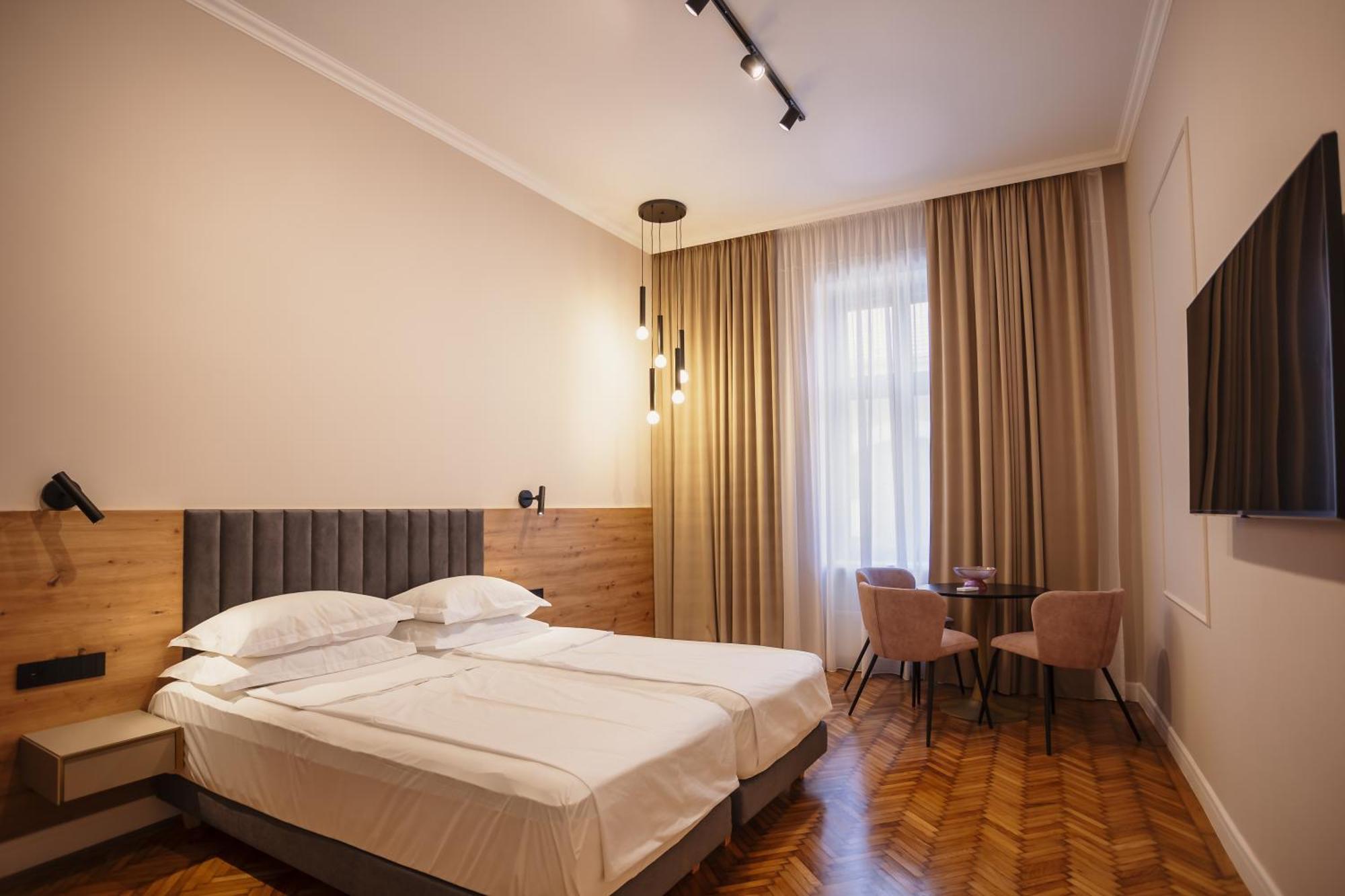 Bloom Downtown Suites Cluj-Napoca Exterior foto