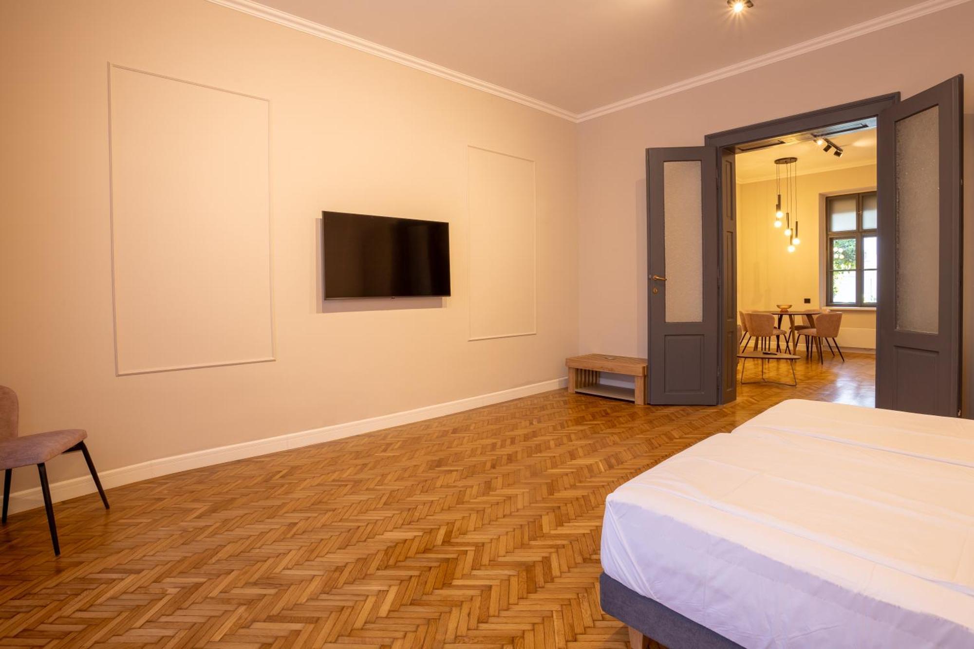 Bloom Downtown Suites Cluj-Napoca Exterior foto