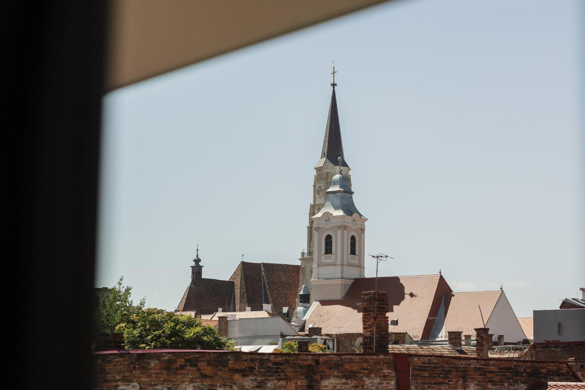 Bloom Downtown Suites Cluj-Napoca Exterior foto