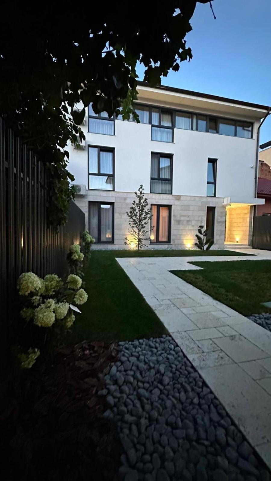Bloom Downtown Suites Cluj-Napoca Exterior foto